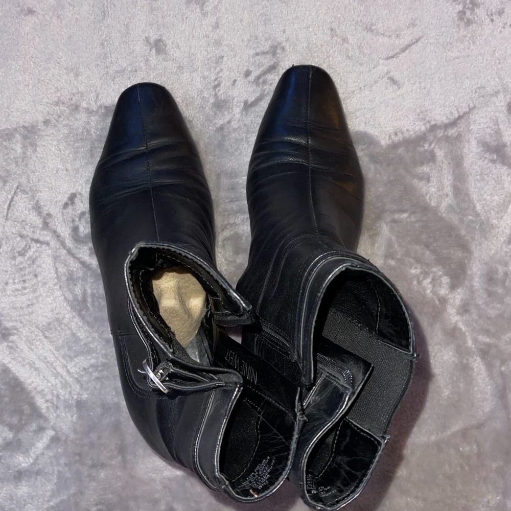 Nine West black leather heeled boots